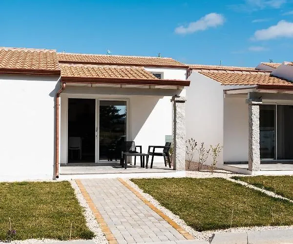 6 بيت للعطل لا كاليتا